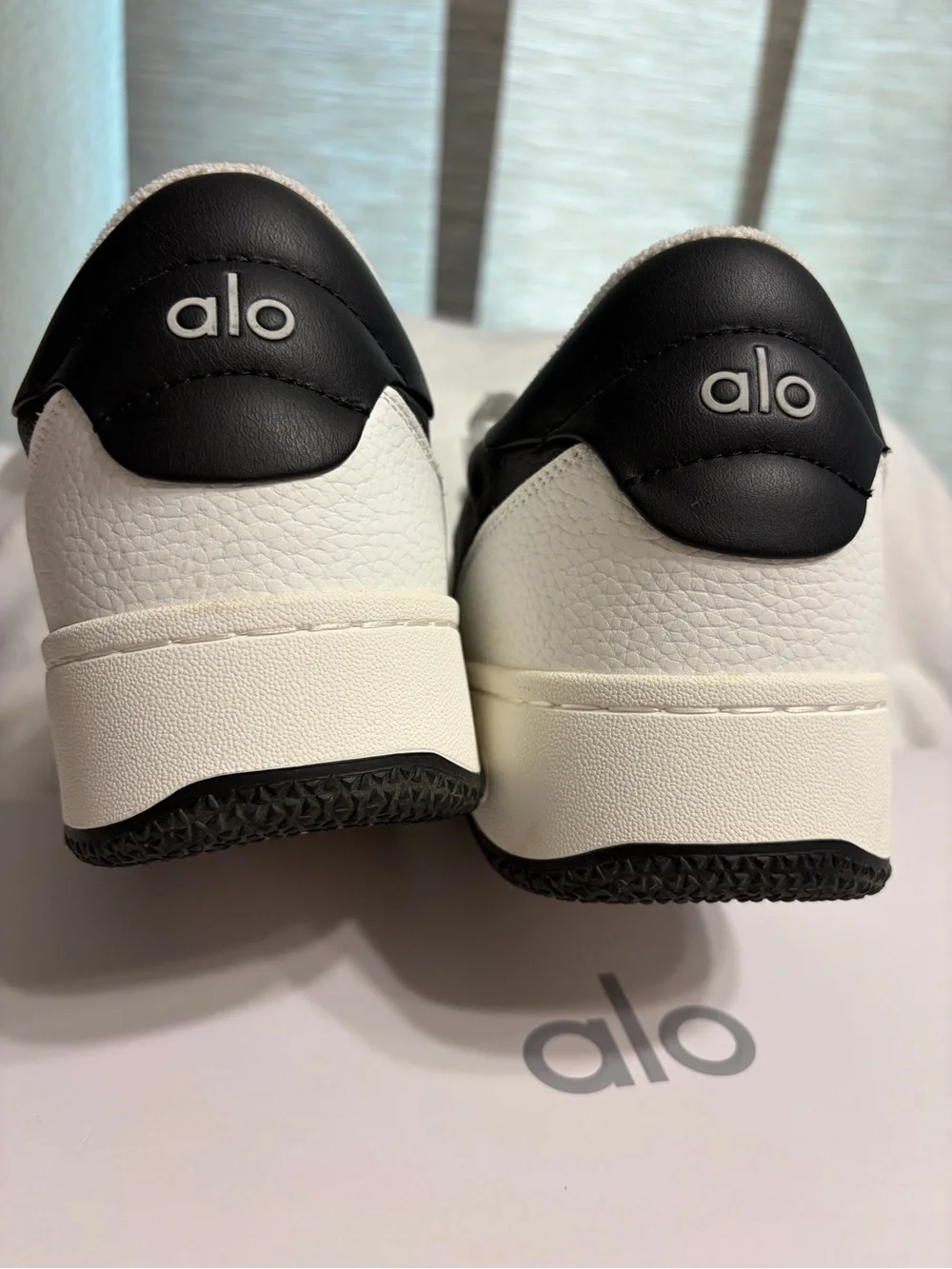 ALO Recovery Mode Sneakers - Picture 6 of 9